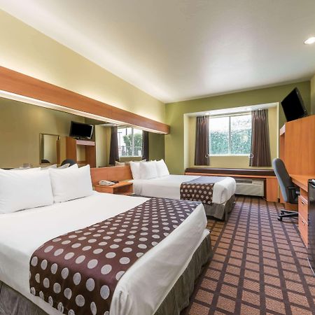 Microtel Inn & Suites By Wyndham Ft. Worth North/At Fossil Fort Worth Buitenkant foto