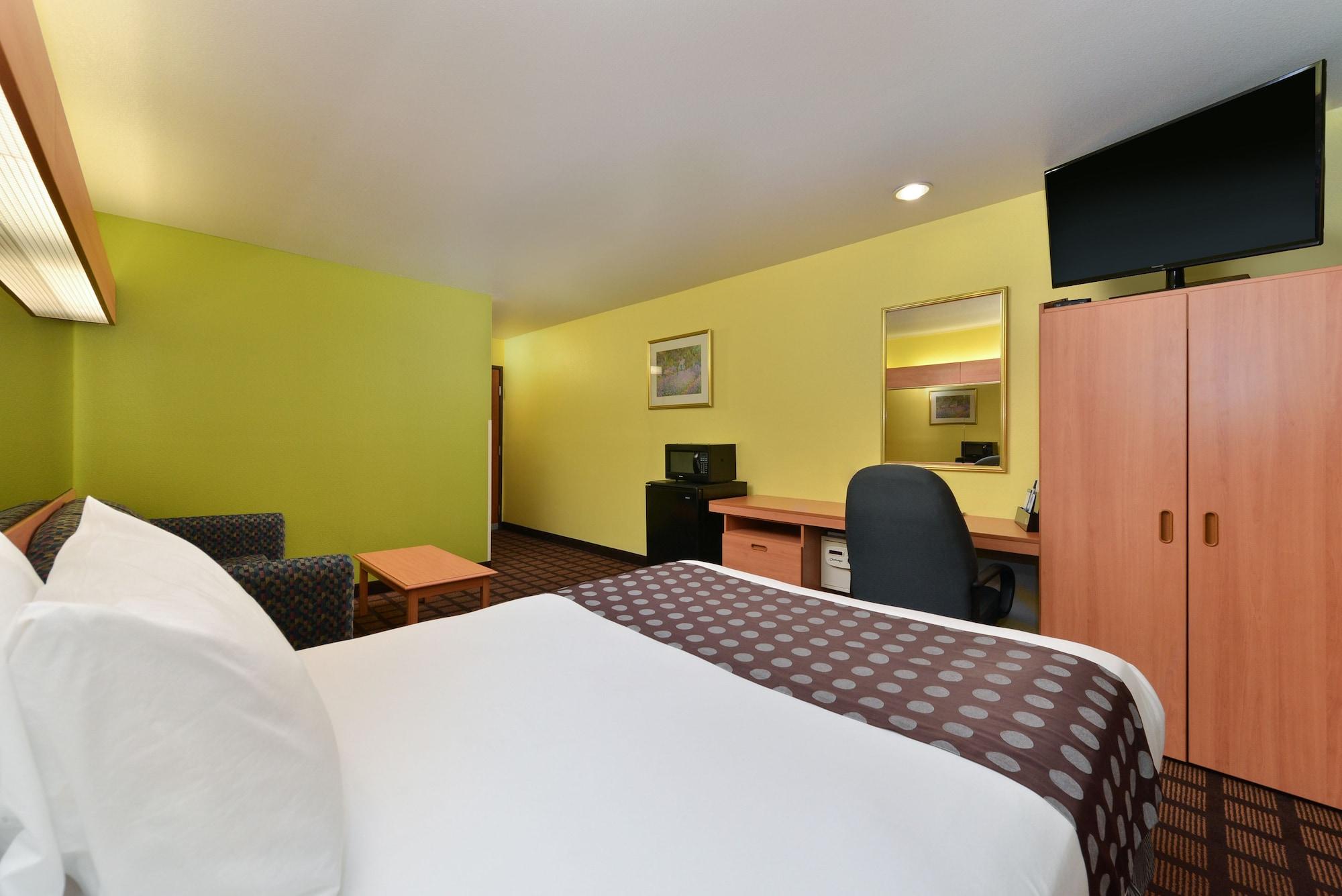 Microtel Inn & Suites By Wyndham Ft. Worth North/At Fossil Fort Worth Buitenkant foto